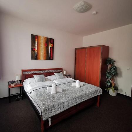 Hotel Palackeho 135 Mělník Екстериор снимка