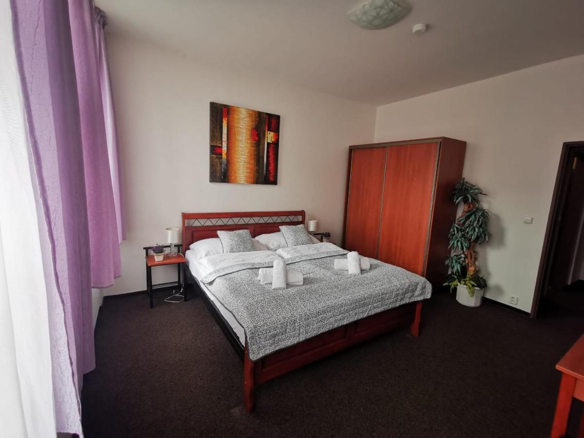 Hotel Palackeho 135 Mělník Екстериор снимка