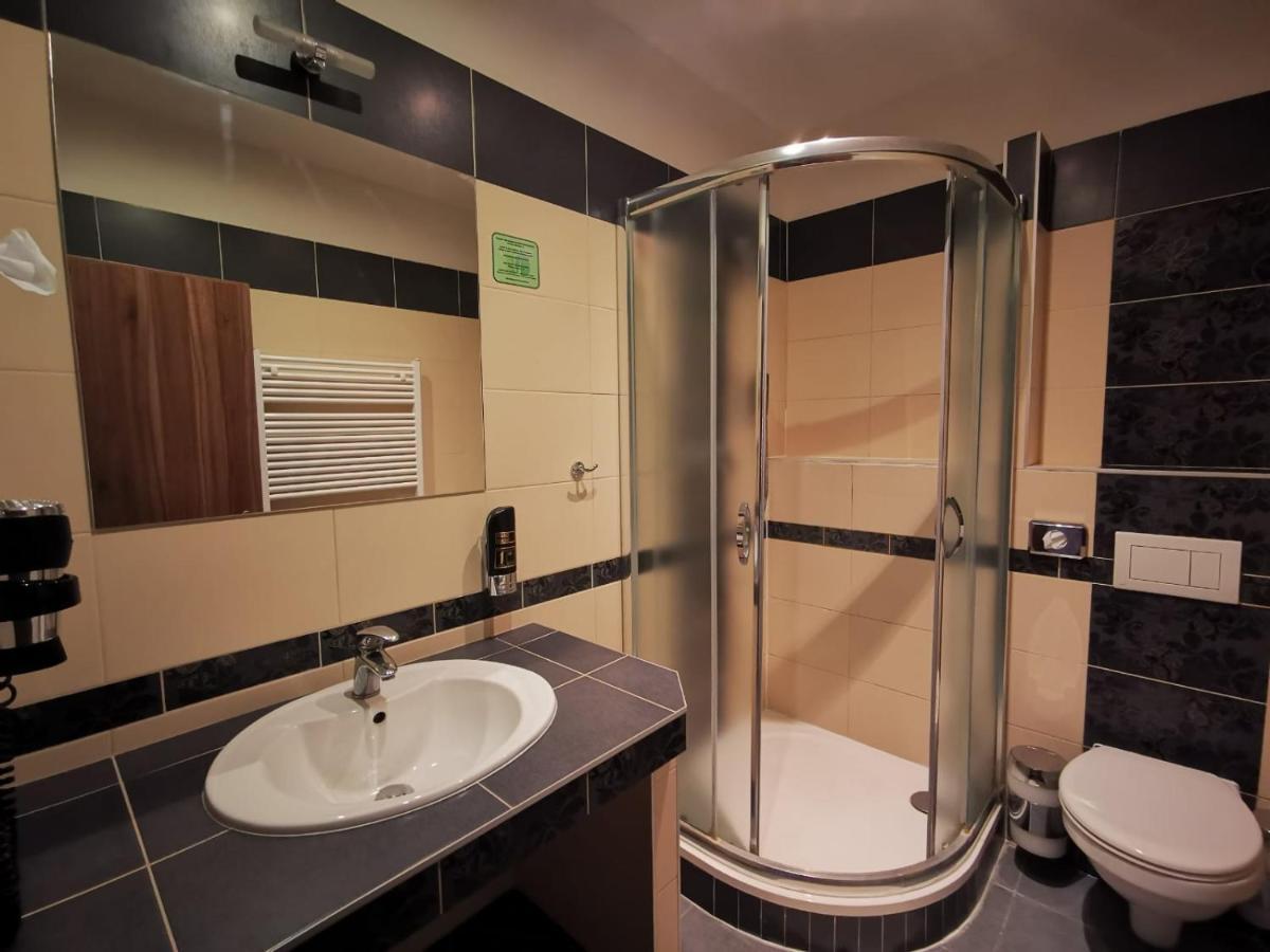 Hotel Palackeho 135 Mělník Екстериор снимка