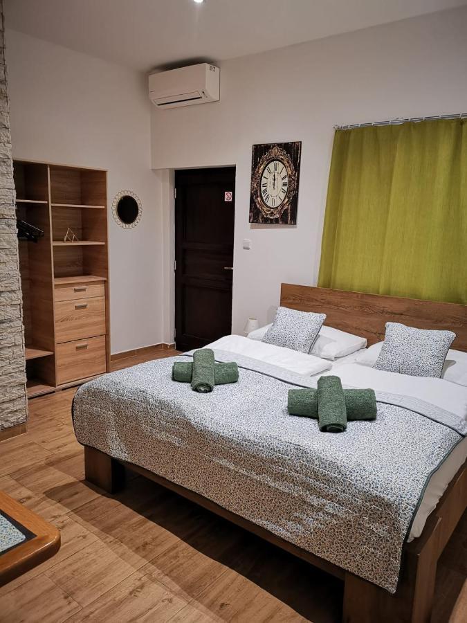 Hotel Palackeho 135 Mělník Екстериор снимка
